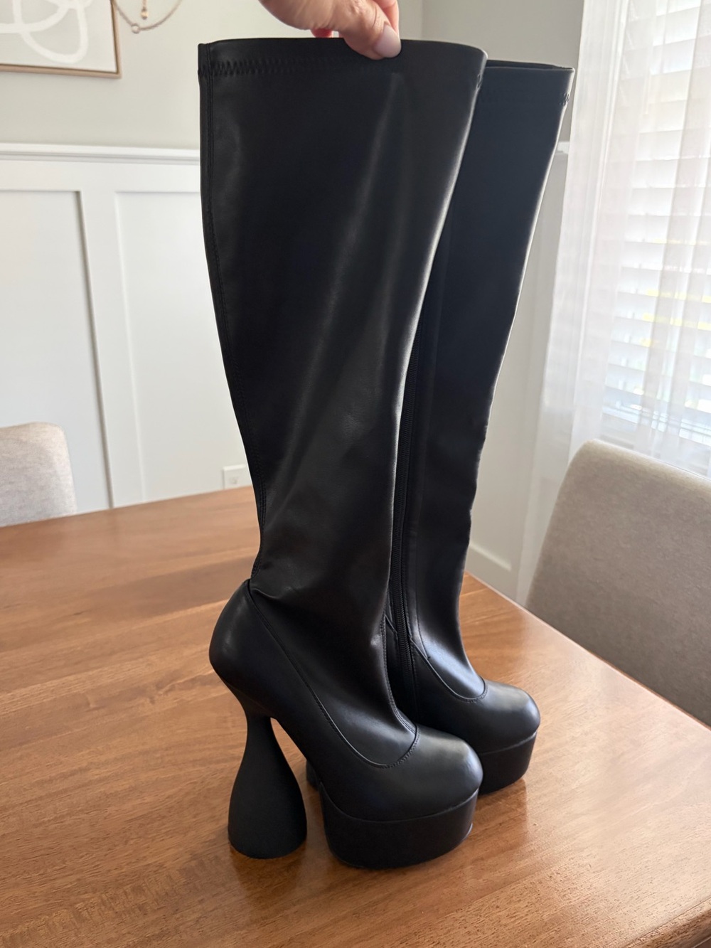 Knee boots platform black goth